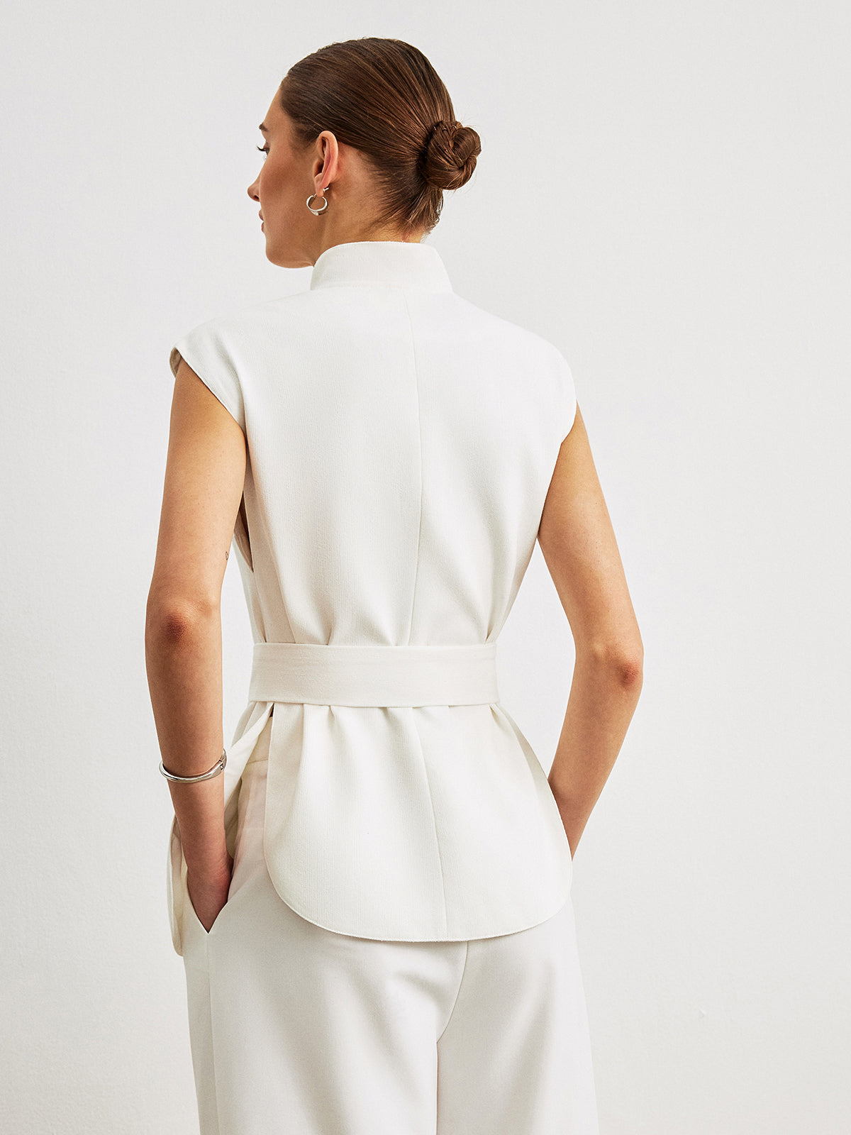 Kemerli Peplum Askısız Uzun Üst Beyaz Düğmeli | Lorlia