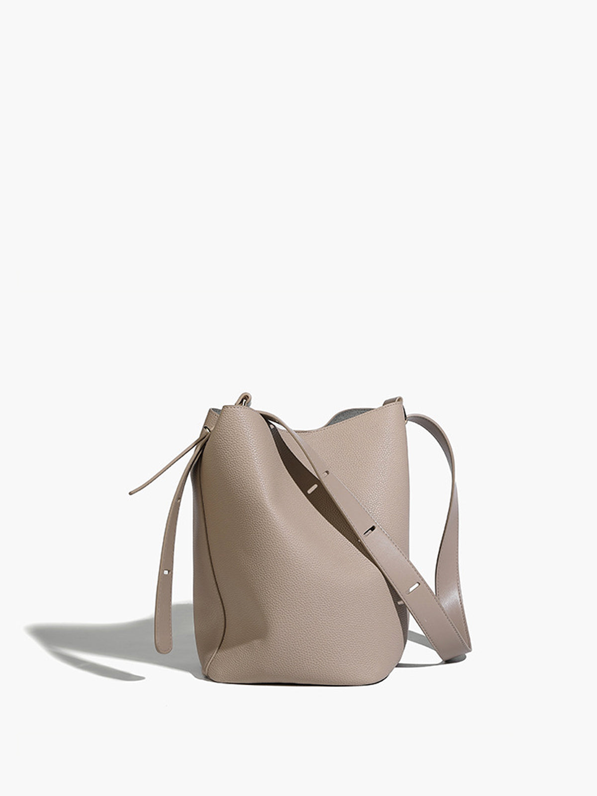 Ayarlanabilir Askılı Kova Çanta Açık Kahverengi Minimalist | Lorlia