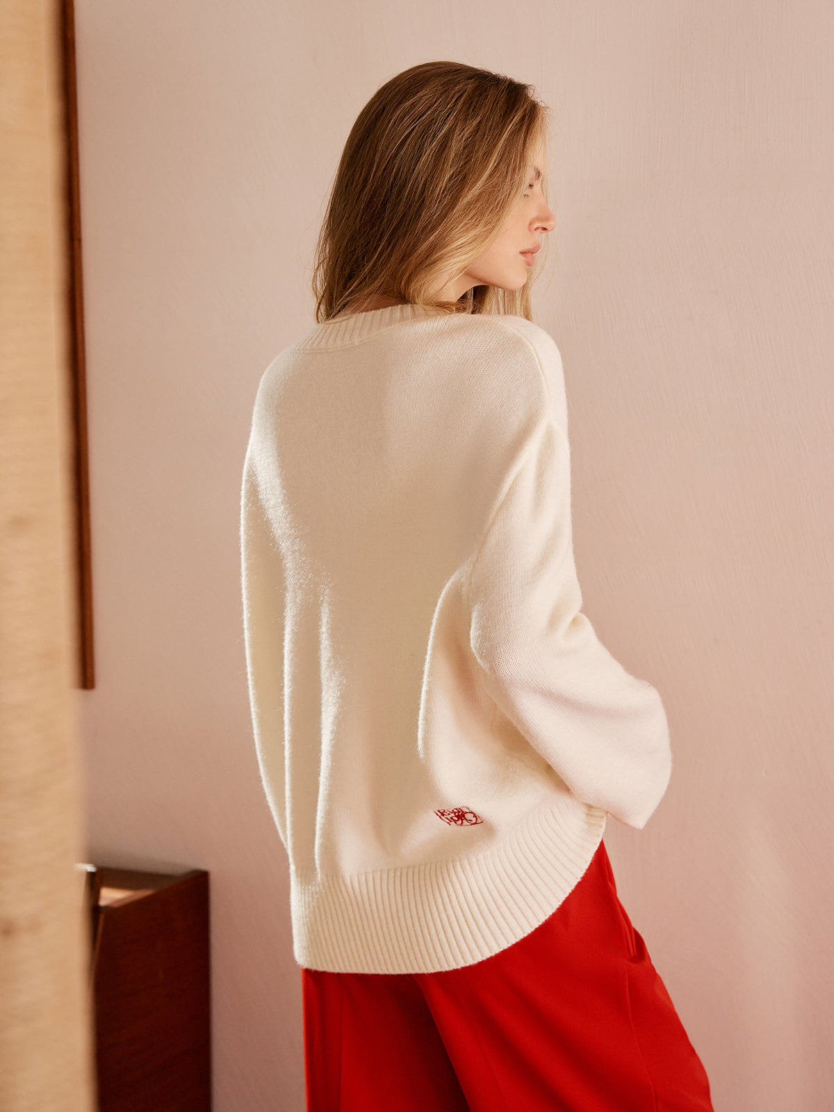 Jakarlı Triko Sweatshirt Yuvarlak Yaka Uzun Kol Ekru Kırmızı | Lorlia