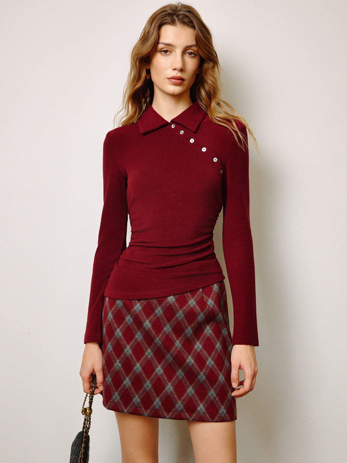 Asimetrik Düğme Detaylı Polo Bluz Bordo Uzun Kollu | Lorlia